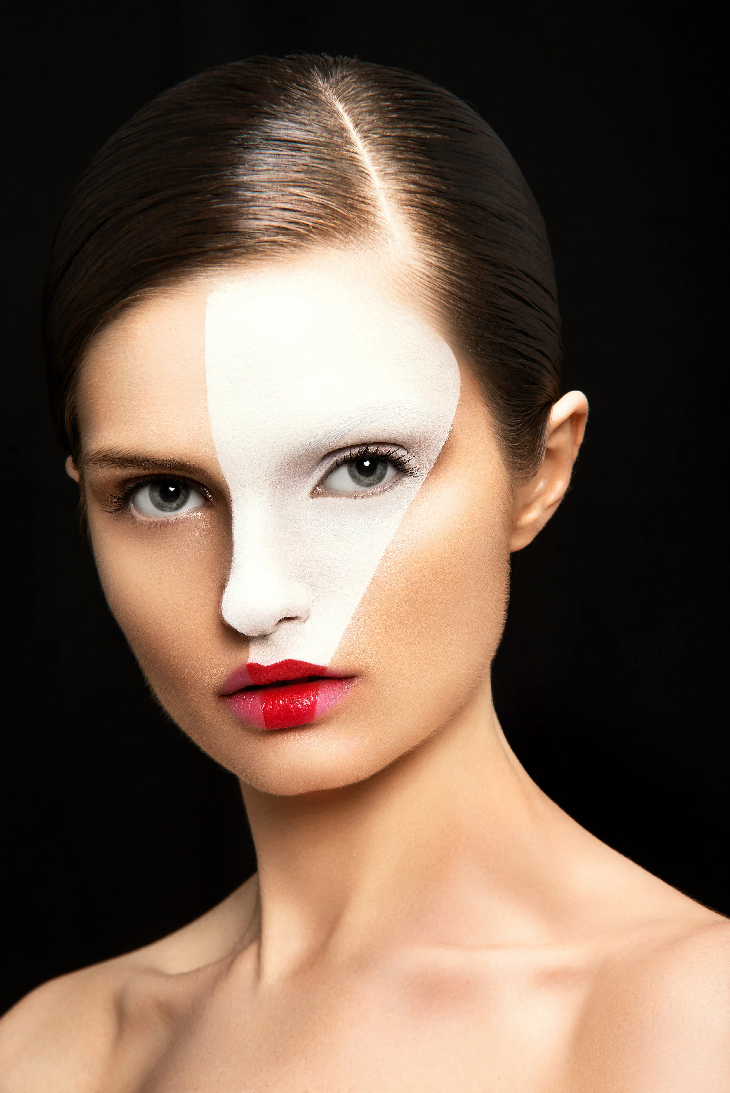 Beauty_Editorial_Vivianne_Tran_1.jpg