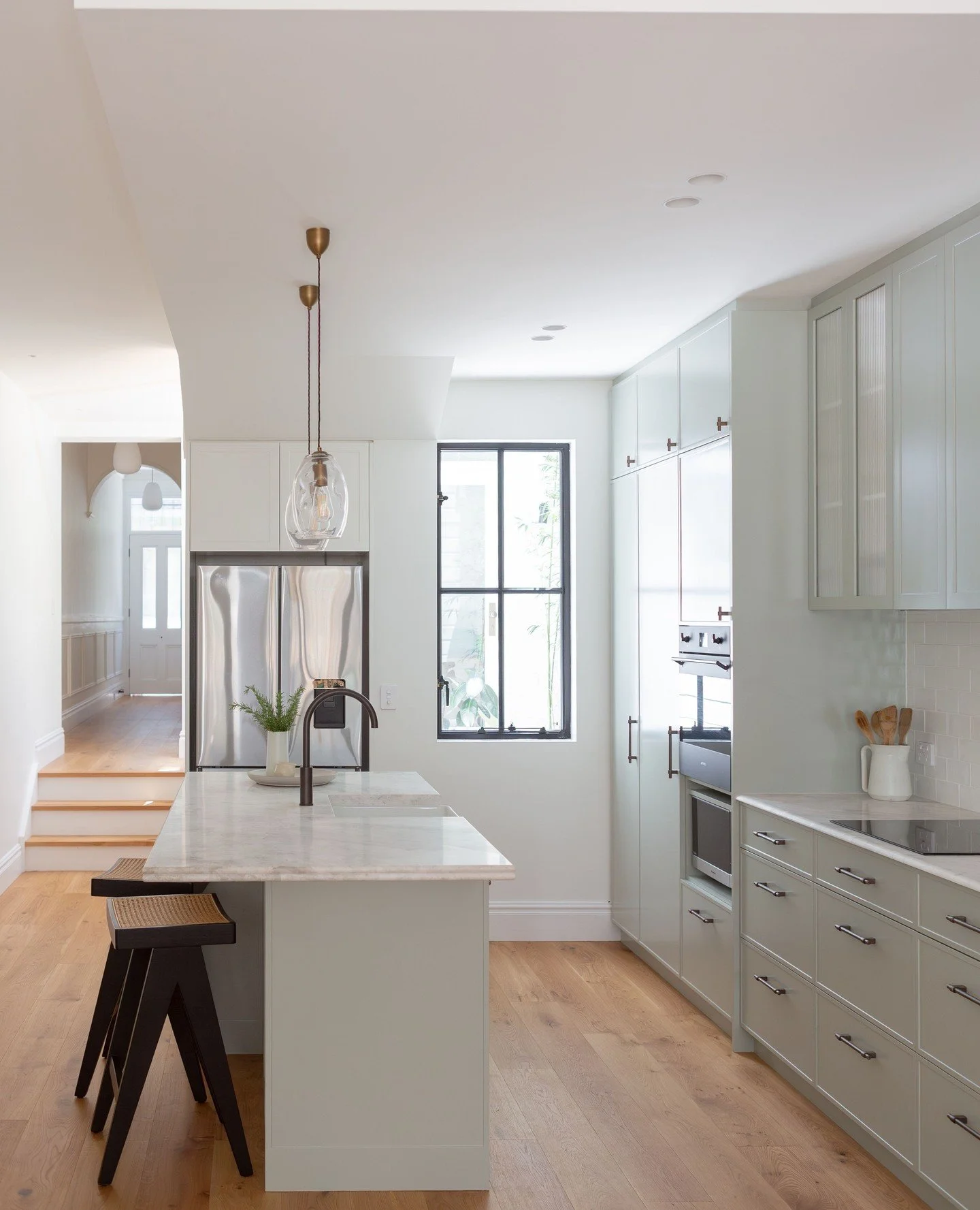 IF THIS SOUNDS FAMILIAR ::⁠
You have a renovation or new build ahead of you. You have a sense of what you want - and a very clear sense of what you don't. You don't have the time or inclination to research every decision yourself, and you want someon
