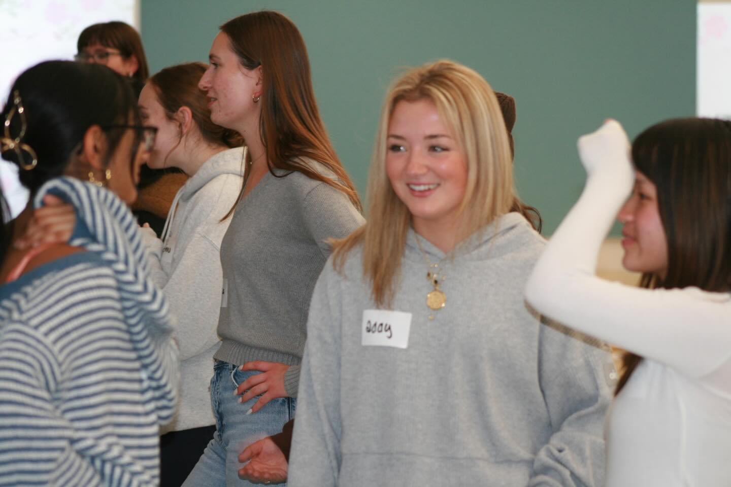 🍫💫Ending the quarter on a sweet note with a look back at our M&amp;M social! It was all smiles and laughter as our members got to interact with prospective mentors and mentees. We love our DWIB community; cant wait to see what next year holds!

#DW