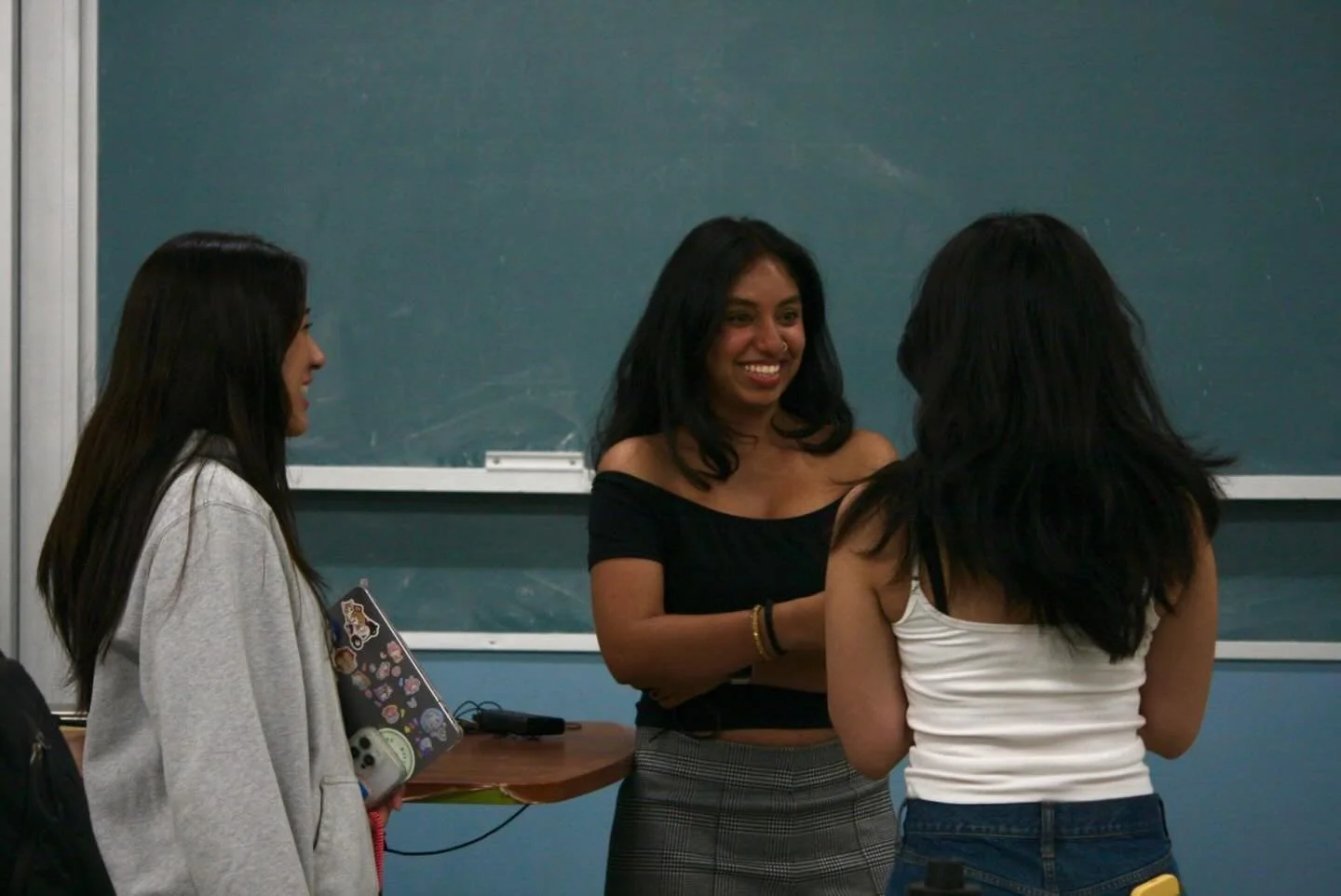 🧣☕Wishing for a warm and cozy space this winter? Join Davis Women in Business and find the community you&rsquo;ve been looking for!

At DWIB, we help guide you towards your career direction, develop your professional networks, and build long-lasting