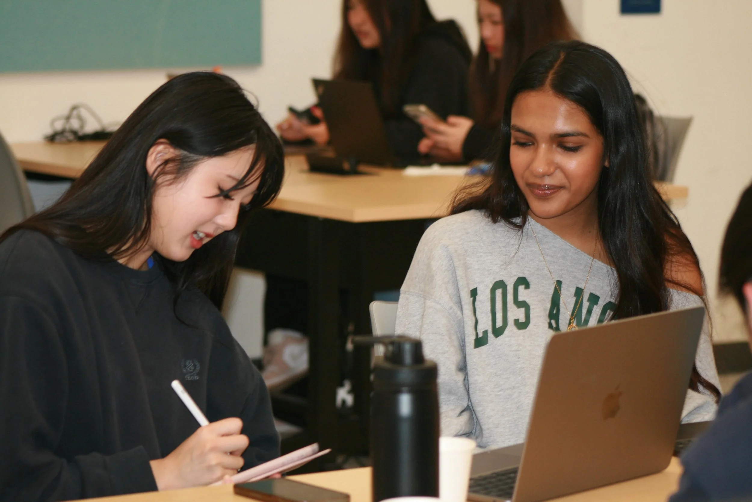 📚✏️ happy back to school szn everyone! 

we can&rsquo;t wait to welcome all the returning &amp; new faces of our DWIB community!

#UCDavis #WomeninBusiness #FemaleEmpowerment #WIB
