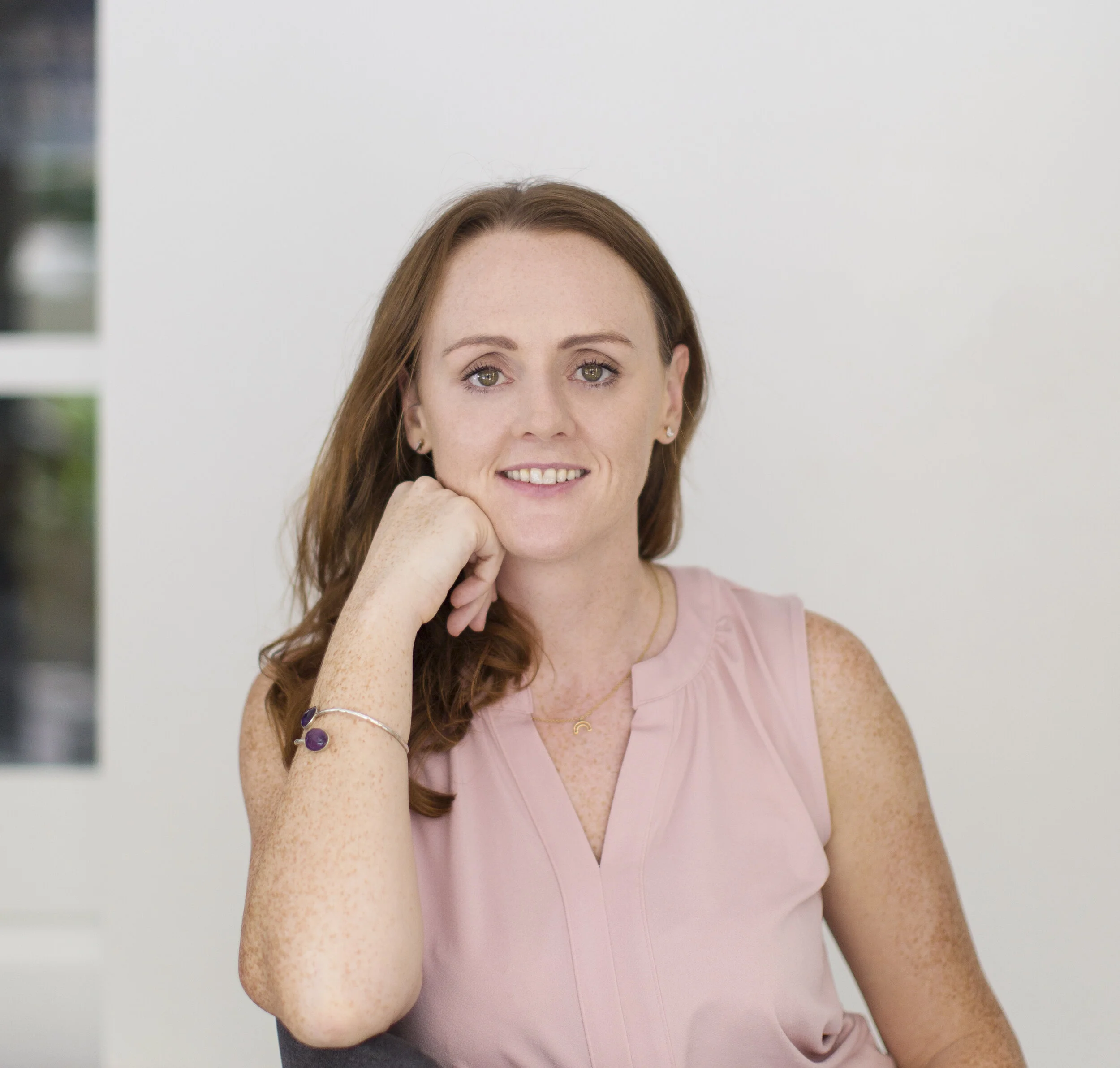 Carol Glynn Finance Coach Dubai_portrait 3.jpg