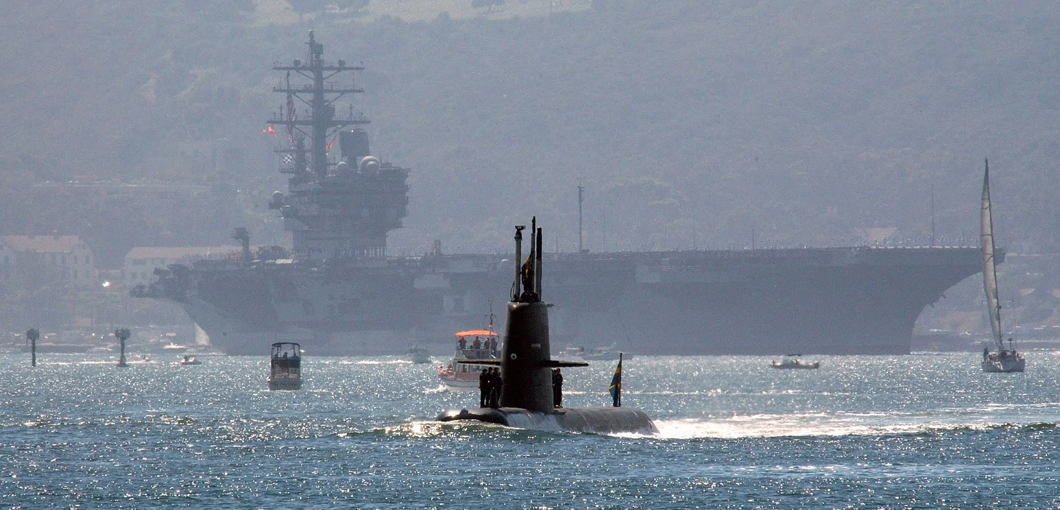 Japan hms_gotland_with_uss_ronald_reagan.jpg