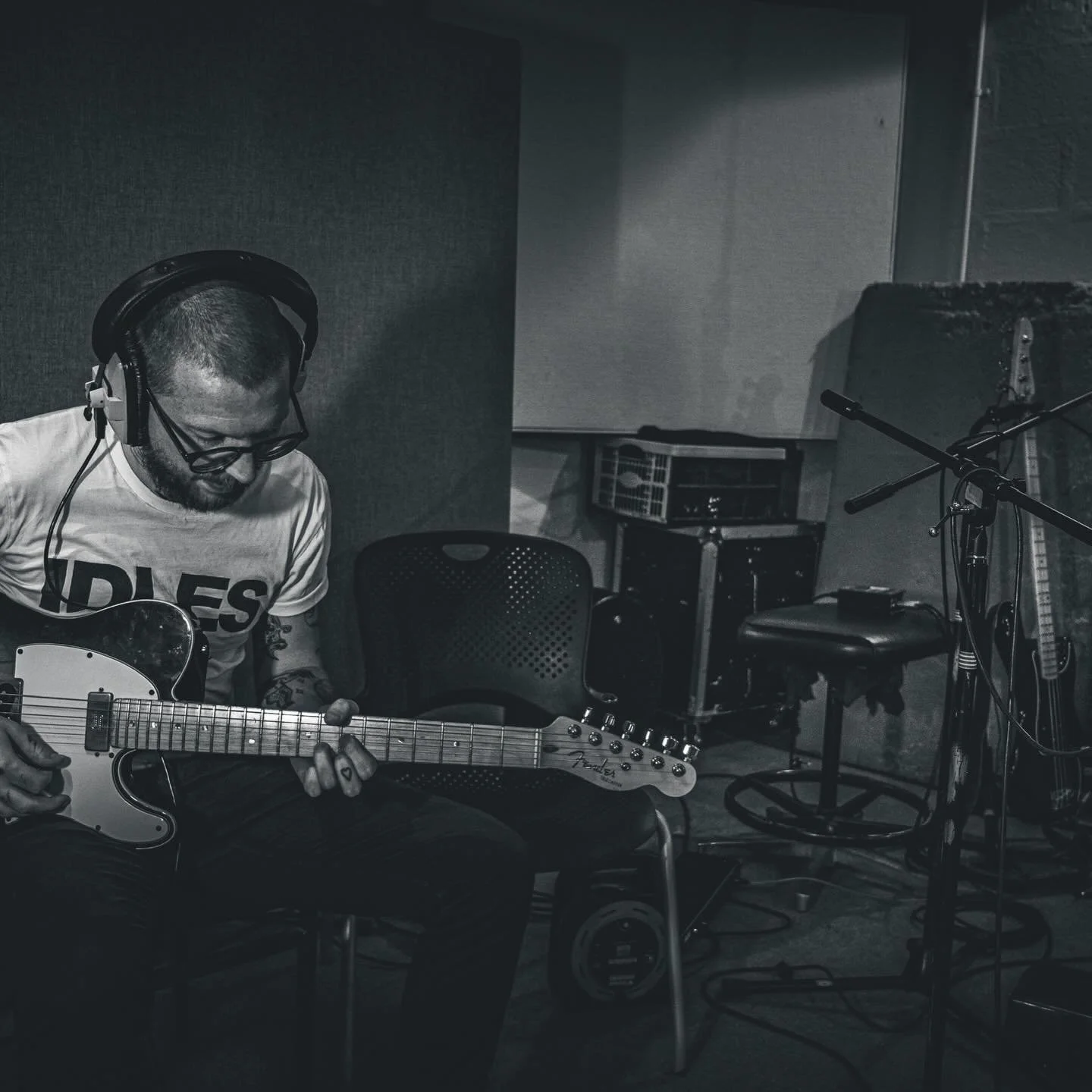 #TheInconceivableTruth sessions 

Swipe>>>to see a few behind-the-scenes snaps from NAM studio in Wiltshire.
 
Photos by @mra_taxthebass 
Produced by @mavdavvo 

There's more to come. Have you joined our mailing list for the latest updates? 
