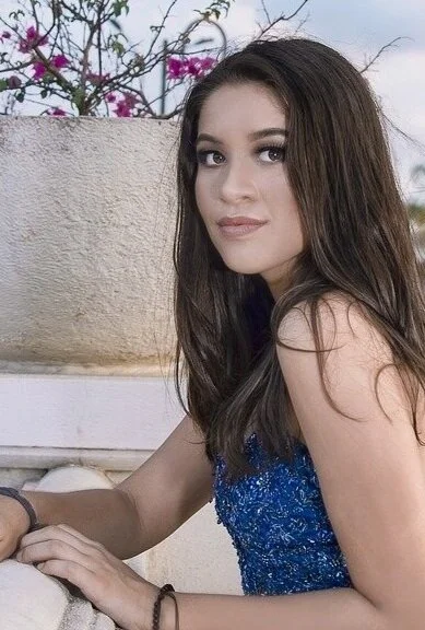 Mini Monday Workshop Series- Quinceañera Makeup