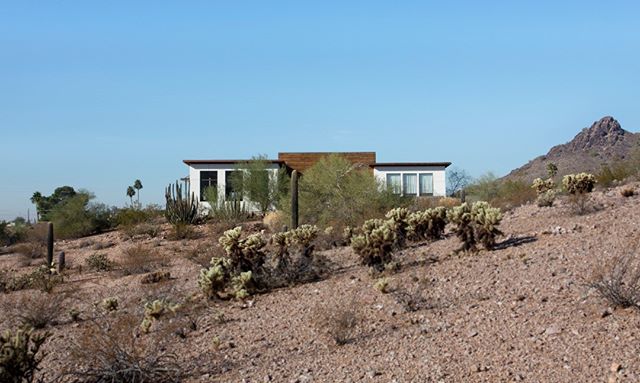 Looking back at this residential project which overlooks the hot Phoenix desert. This project included the addition of several bedrooms and other shared family areas .
.
#freyerarchitects #freyercollaborativearchitects #architecture #architecturephot