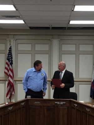 County Attorney Martin Hatfield, was recognized by the Pulaski County Fiscal Court for his Outstanding County Attorney of the Year award. Fiscal Court awarded Mr. Hatfield the title of Pulaski County Colonel for his dedicated service to our community. Pictured above is Pulaski County Judge Executive Steve Kelley alongside Mr. Hatfield after the presentation of the award.