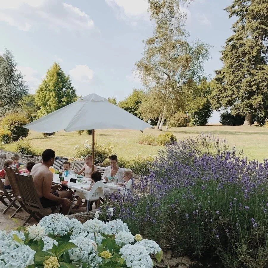 High Season // SUMMER WEEK // self-catering stay