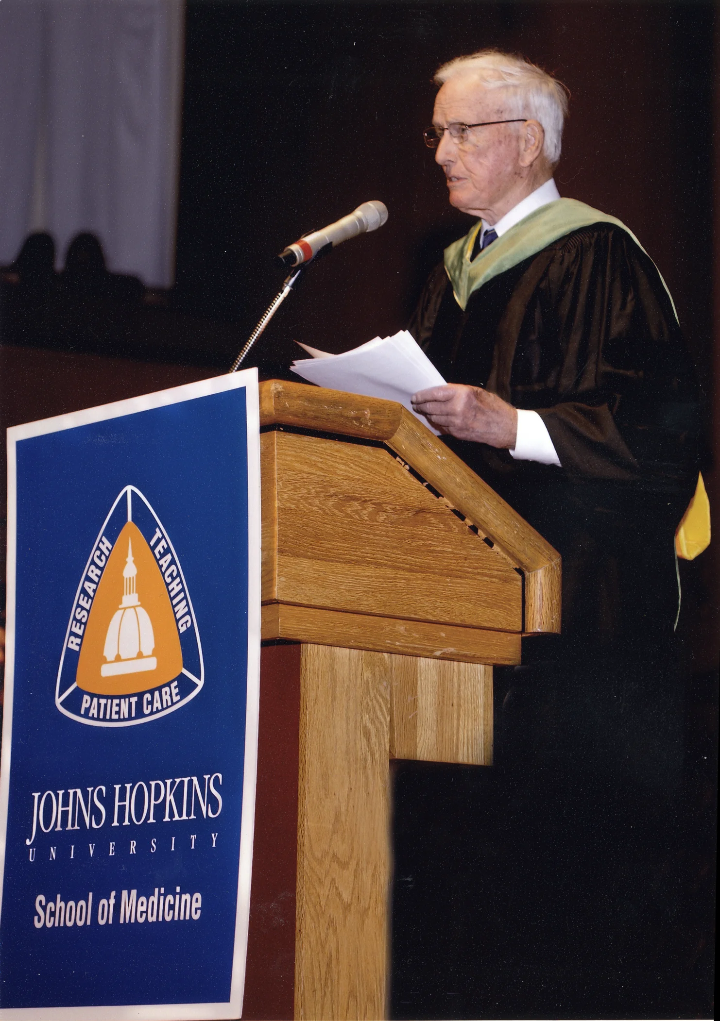 Dr. Cooley giving the commencement address at the Johns Hopkins Medical School in May 2009. 