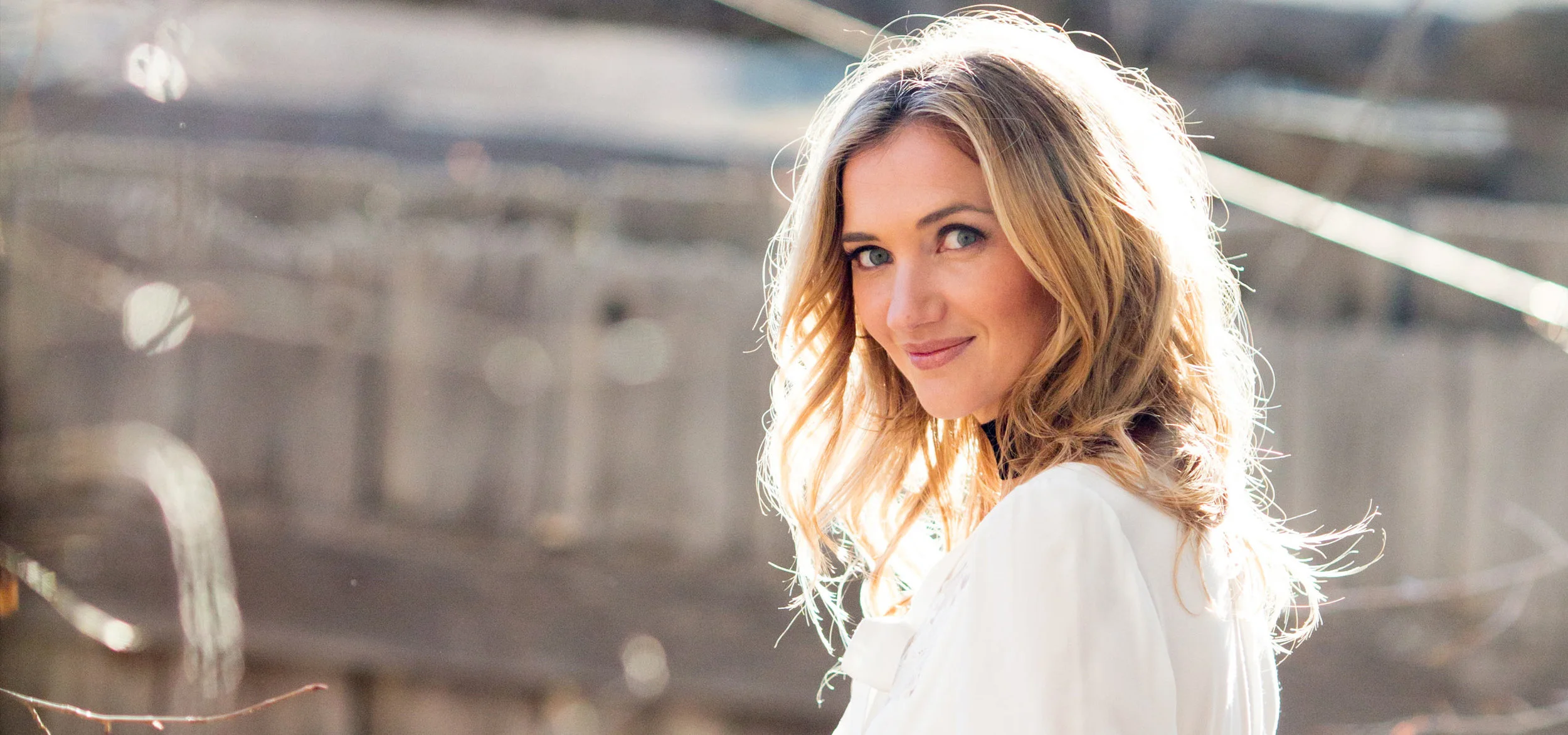 sarahdarling_2018_2560x1200.jpg