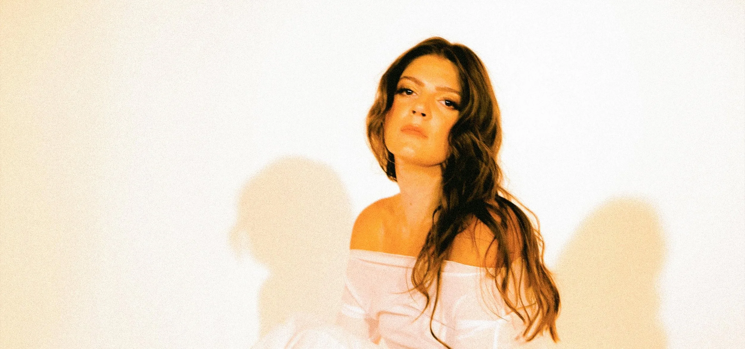 JuliaKahn_2560x1200.jpg