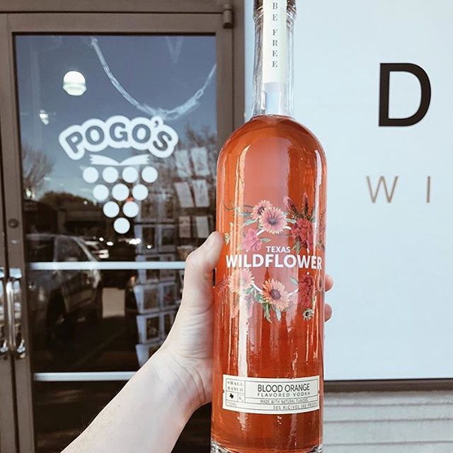 Did you drink bad vodka tonight? Probably, set up a plan for tomorrow and hit up Pogos for some @texaswildflowervodka ✌🏻thank us later 😋.
&bull;
&bull;
&bull;
#befree #drinkwildflower #drinkinthemoment #cocktails #drinkrecipes #texas #instadfw #dal