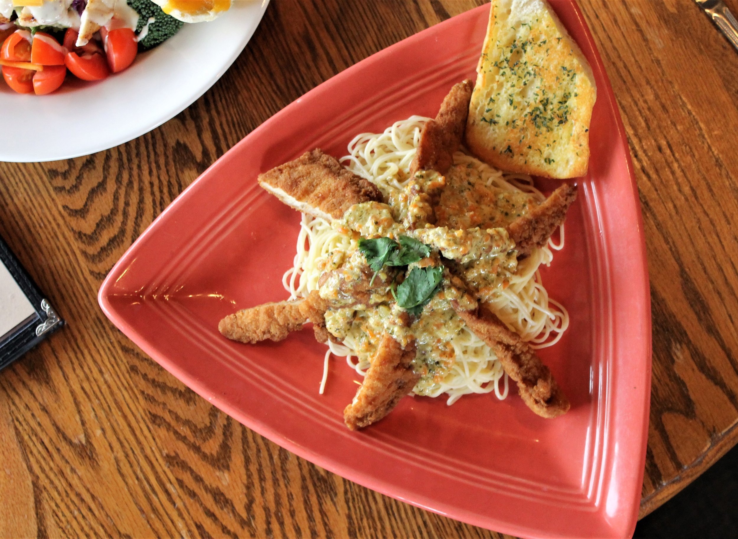 McCabe Pub Fried Chicken Pasta