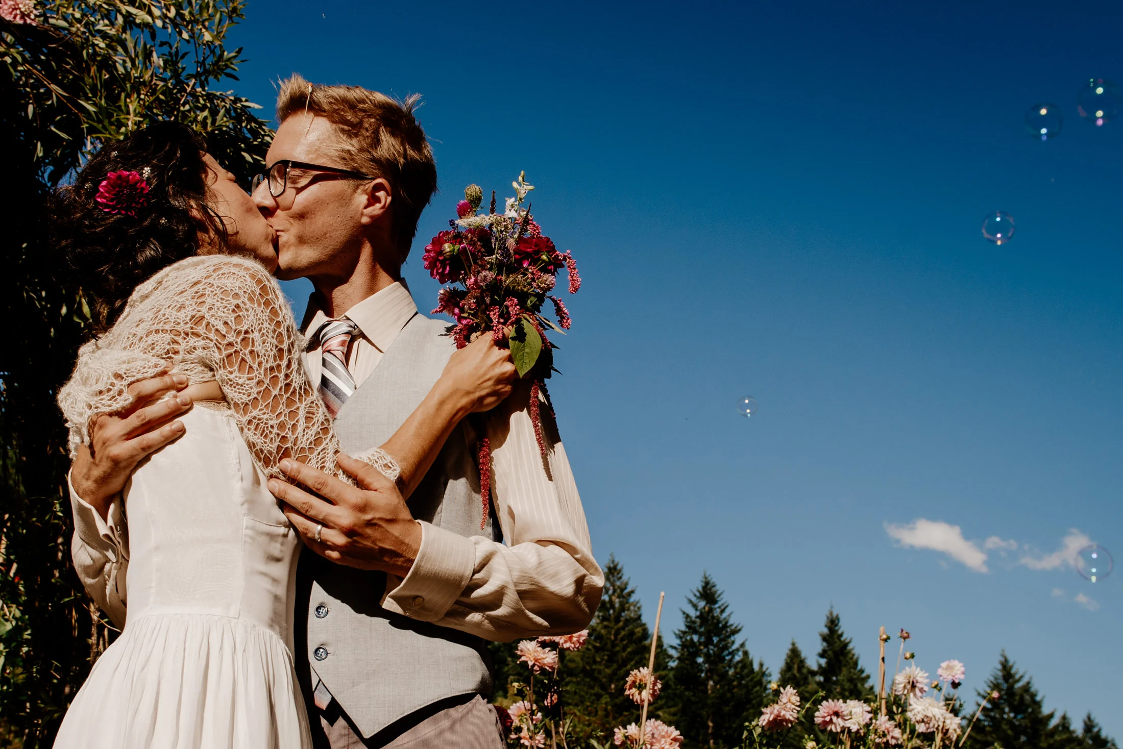 HumboldtWeddingPhotographer_OregonFarmWedding-465.jpg