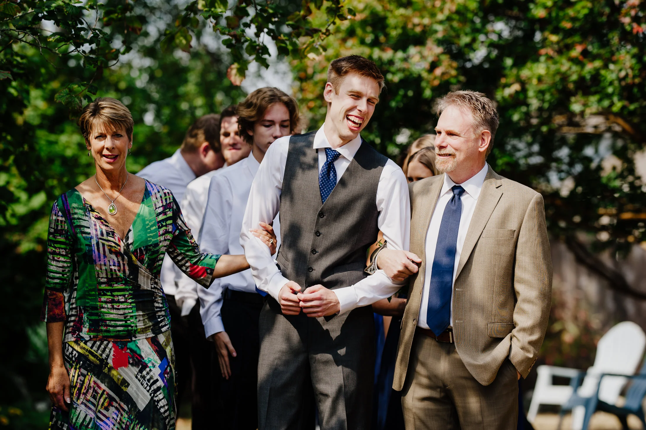 HumboldtWeddingPhotographer_MckinleyvilleBackyard-25-2.jpg