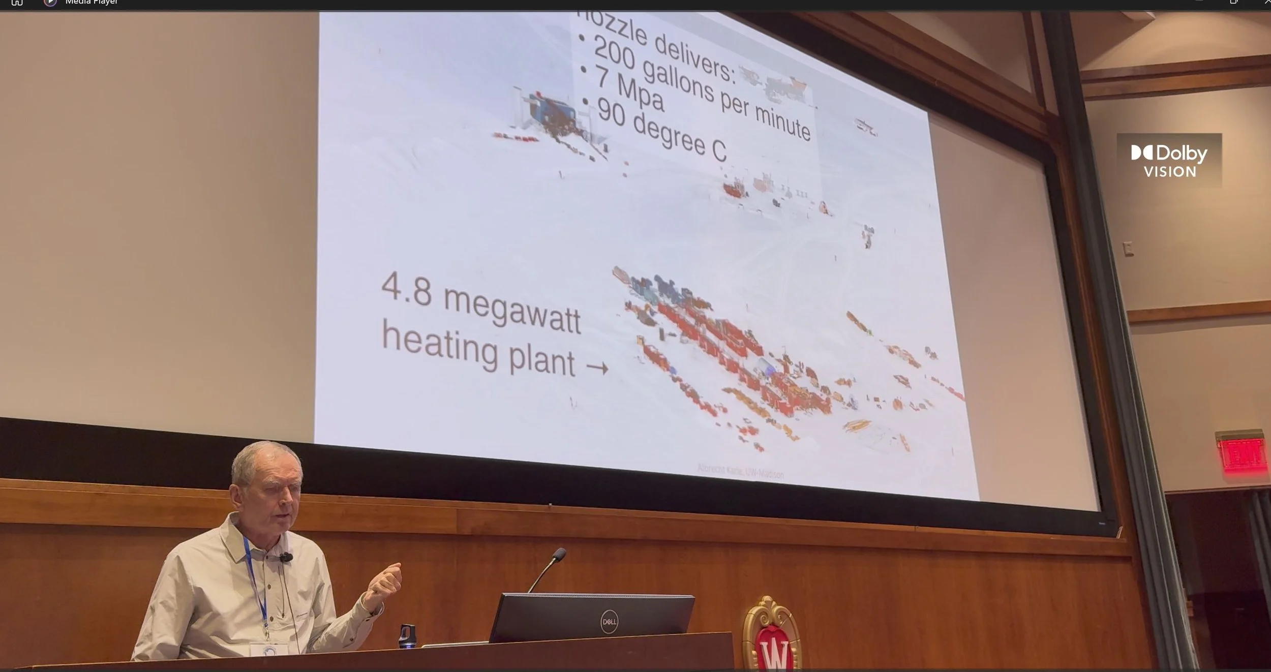 Presentations 100.jpg