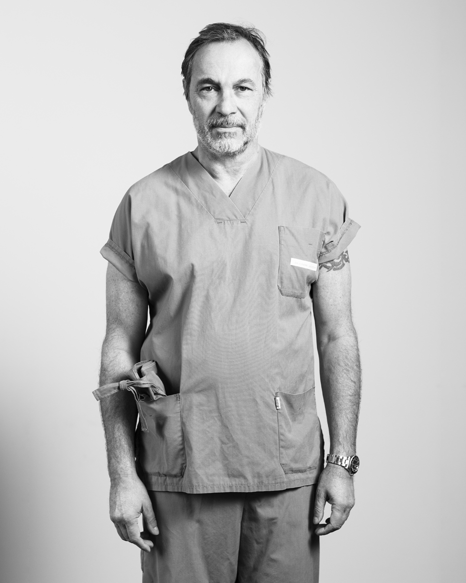 Didier de Cannière treats hearts Didier is a cardiac surgeon