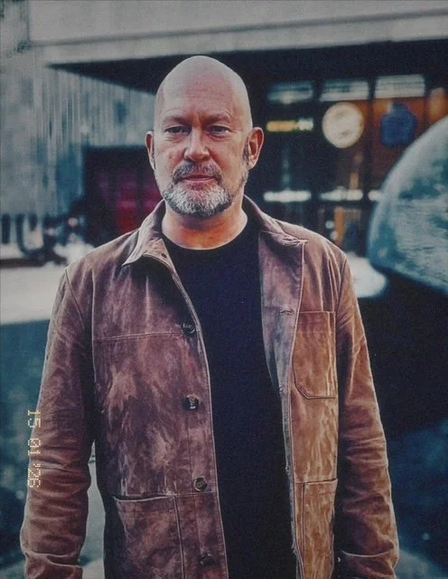 Jonathan Dixon Author Photo.jpeg