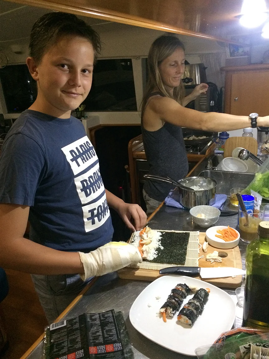 Boat made sushi - one handed
