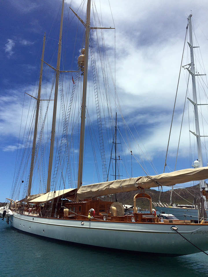 not a bad looking yacht!