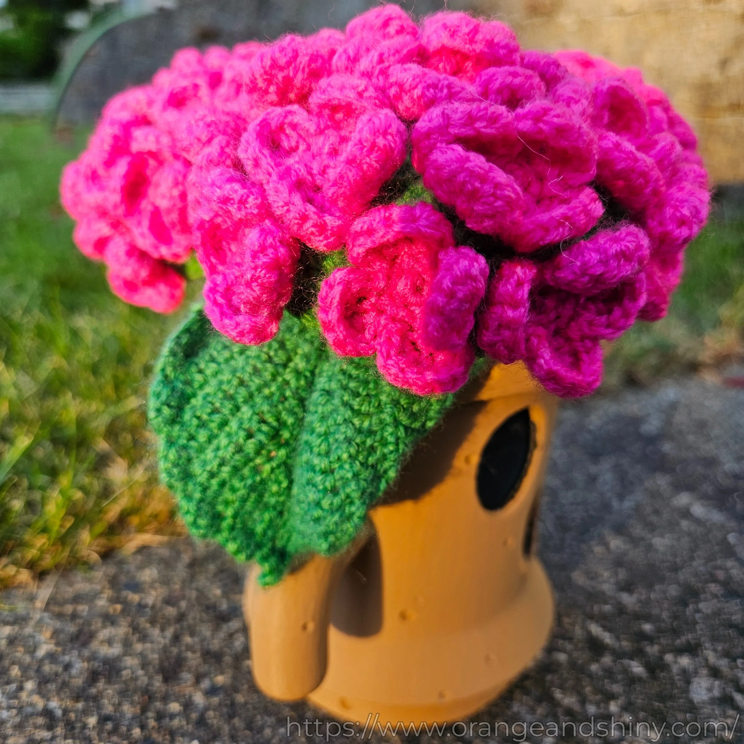 20241019 - Crochet Hydrangea 2.jpg