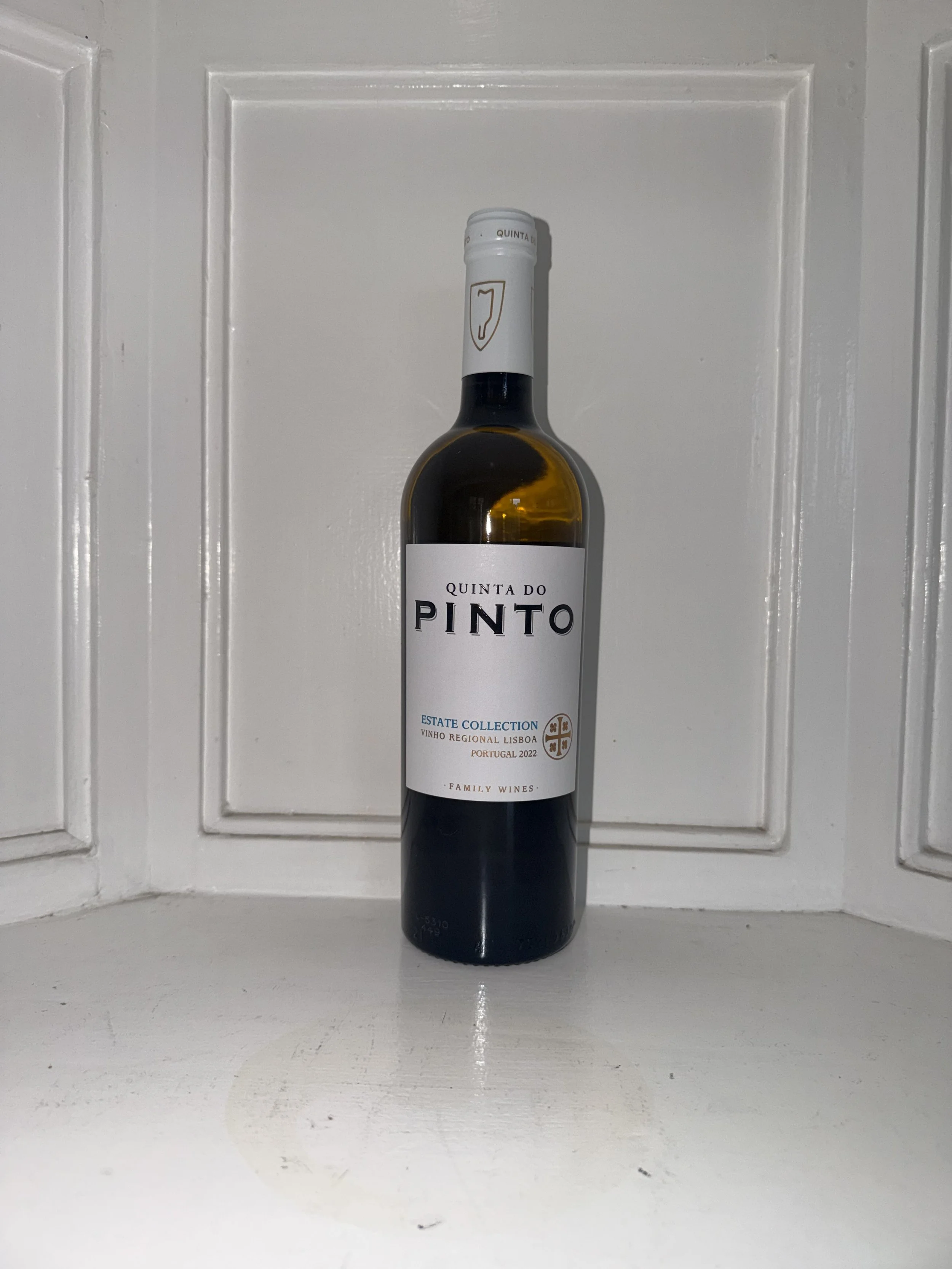2022 Quinta do Pinto $16.26