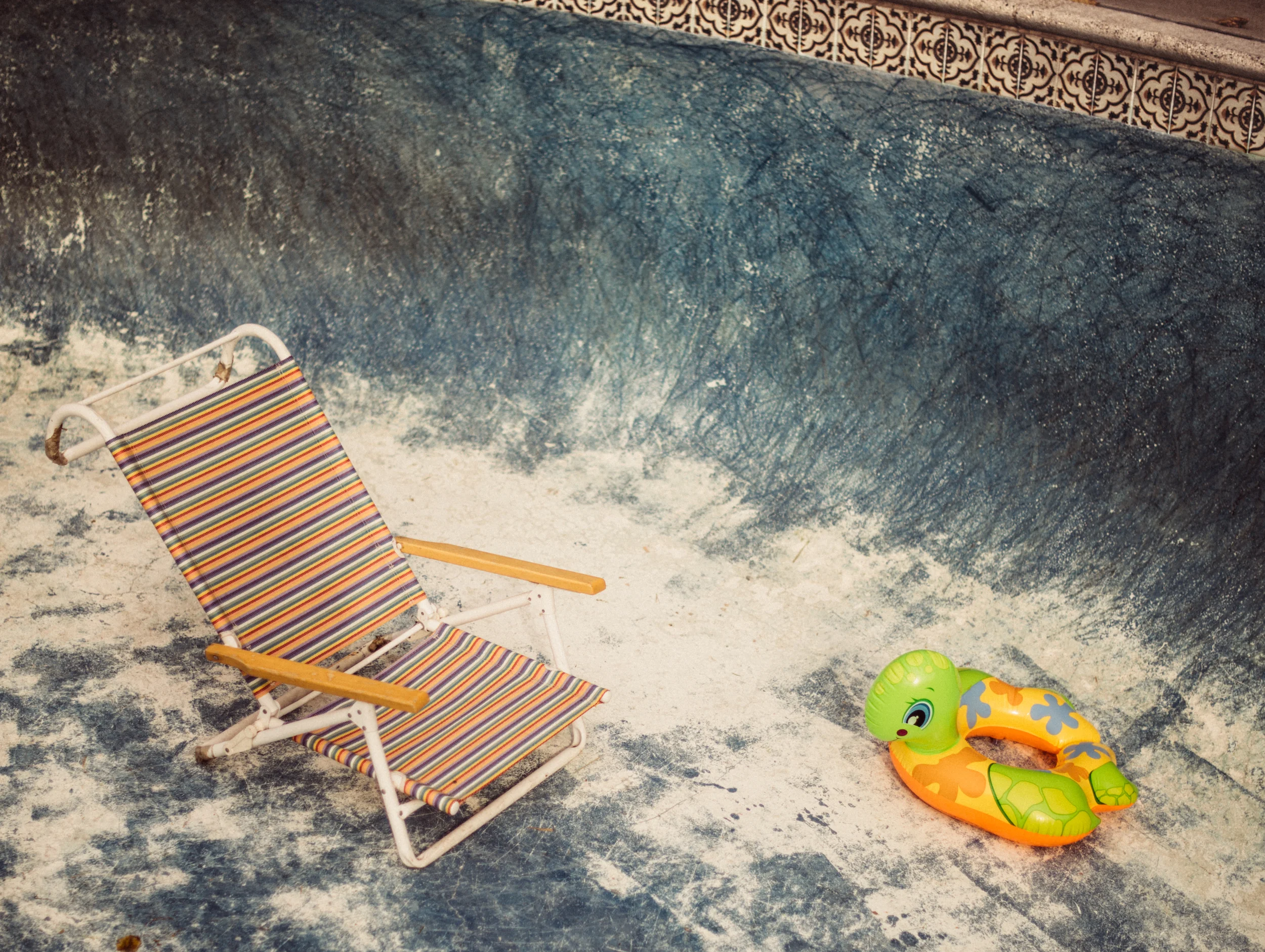 KRIS_POOL_6653_WEB.jpg