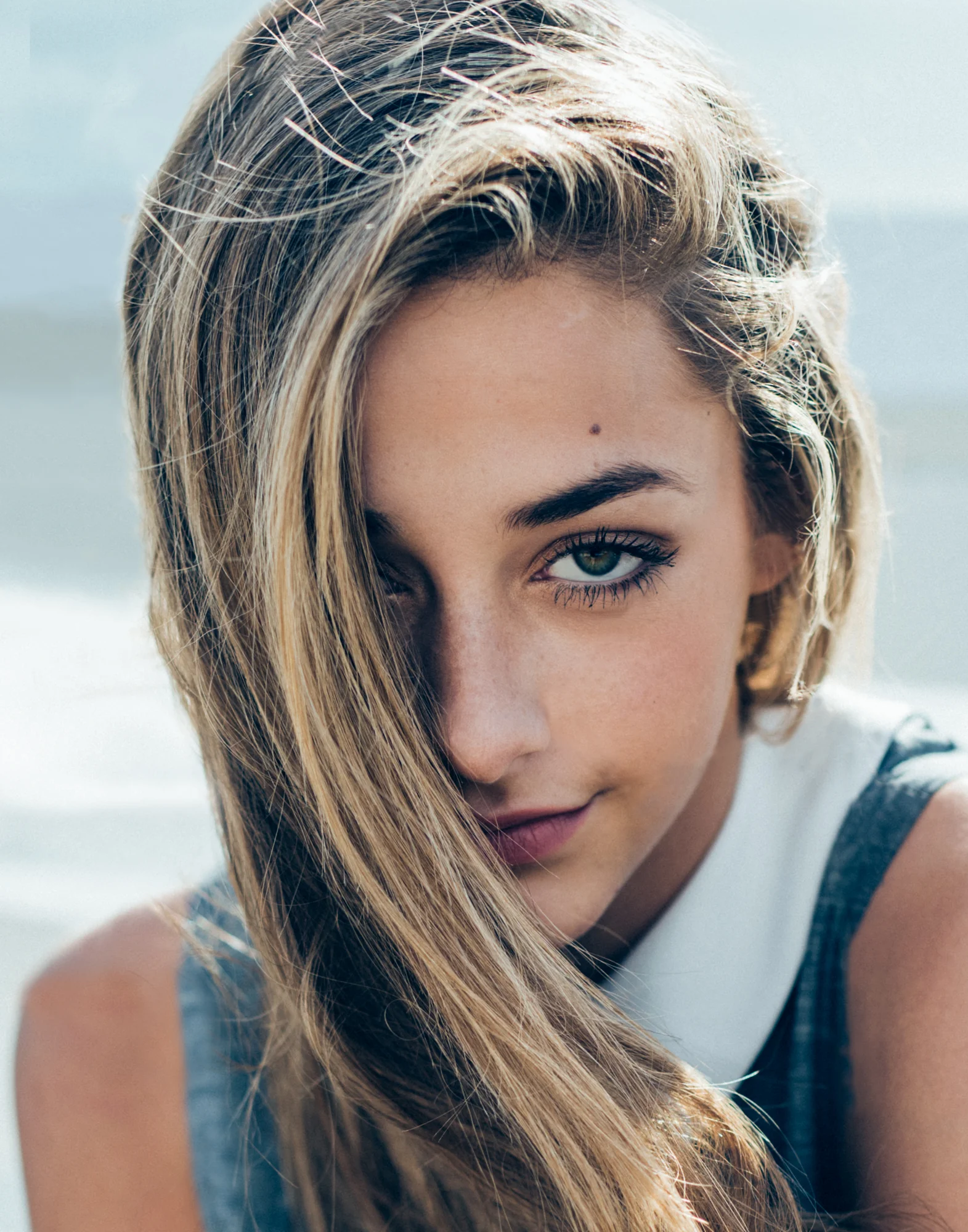 CatKennedy1_8977_MASTER300dpi.jpg