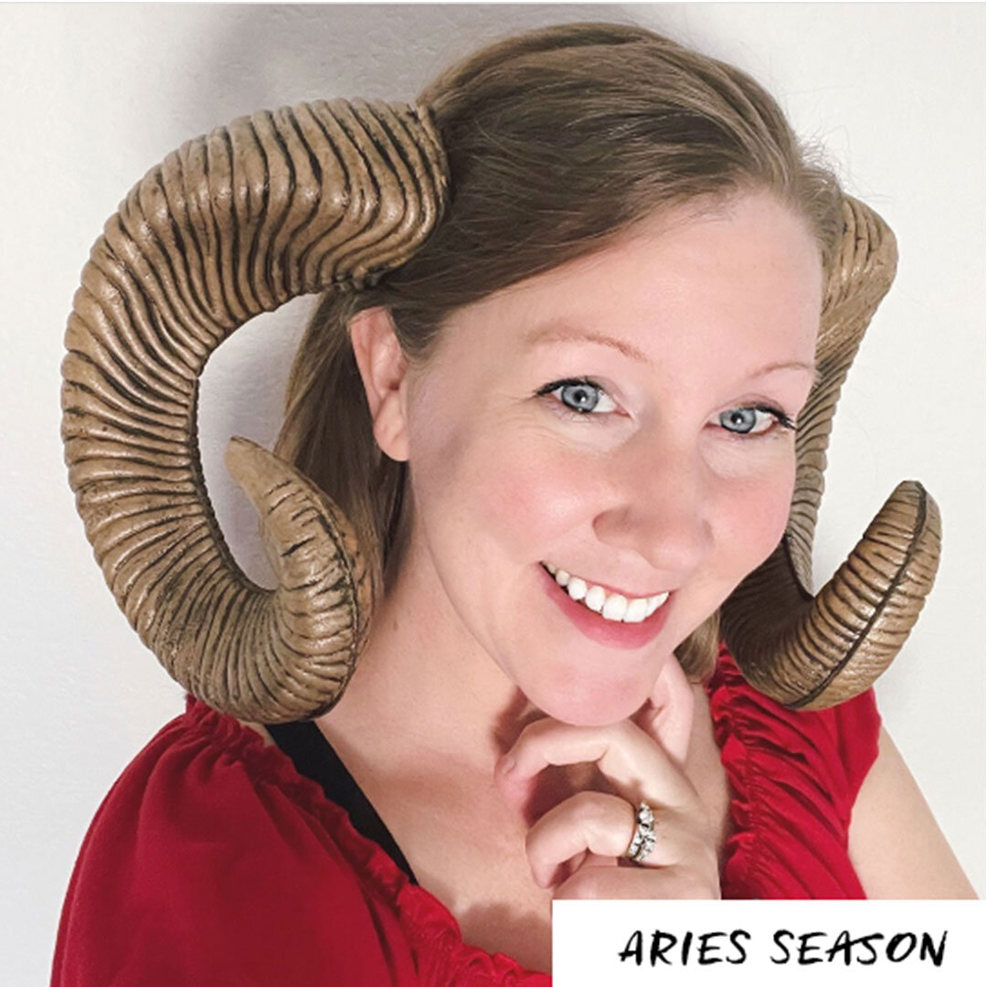 Spring is a time for renewal, and I'm so ready for Aries season! Feeling headstrong and invincible in my red shirt, it's time to embrace your passion and wake up to a life of endless possibilities! ​​​​​​​​
#AriesSeason #Headstrong #Spring #RedShirt 