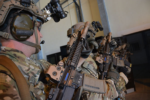 7th Special Forces Group Soldiers employing the high-ready ( image sourced from public domain | U.S. Army Photo by Staff SGT. Roman Madrid, 241st Mobile Public Affairs Detachment/Released)