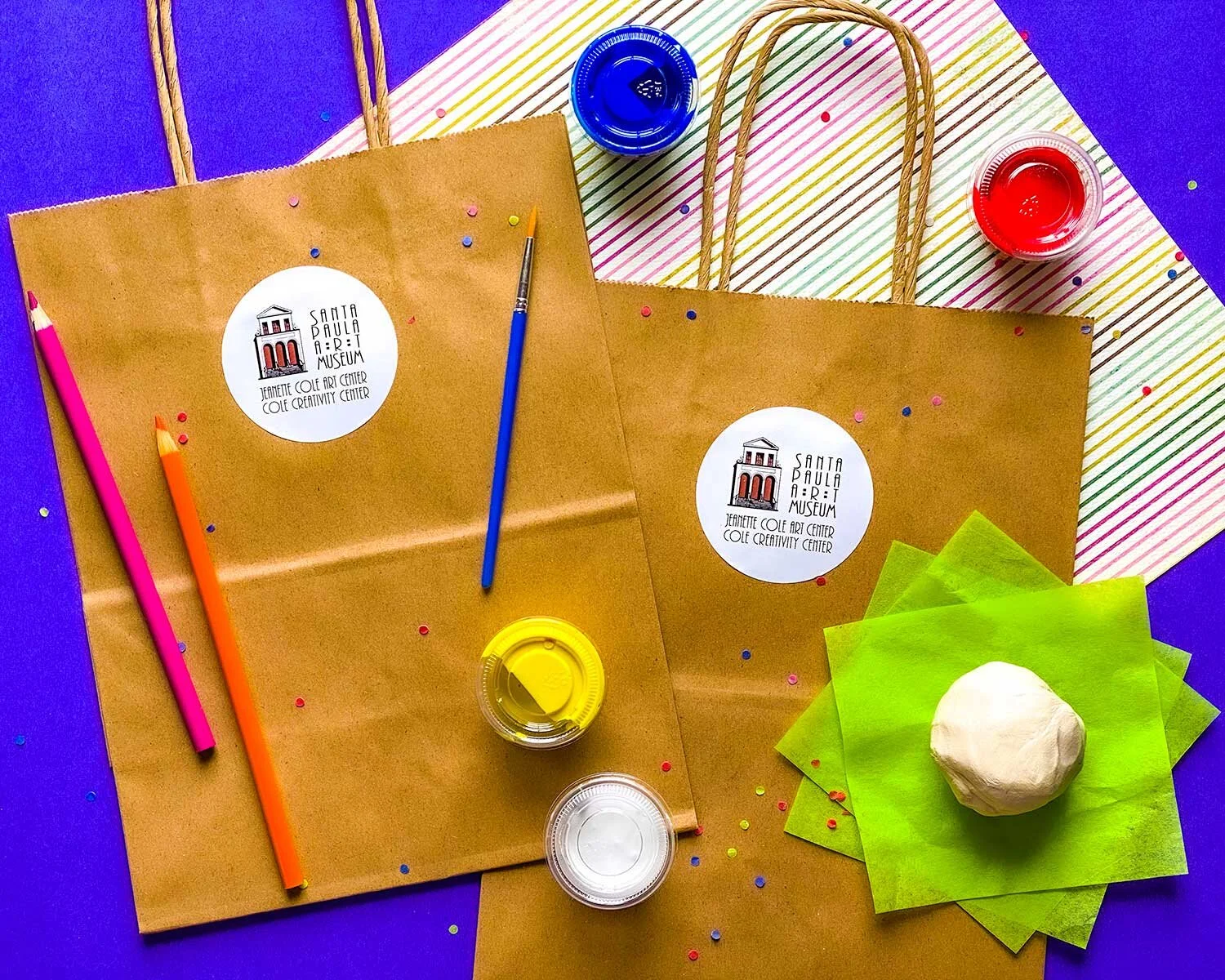 Free Giveaway: Art To-Go Bags