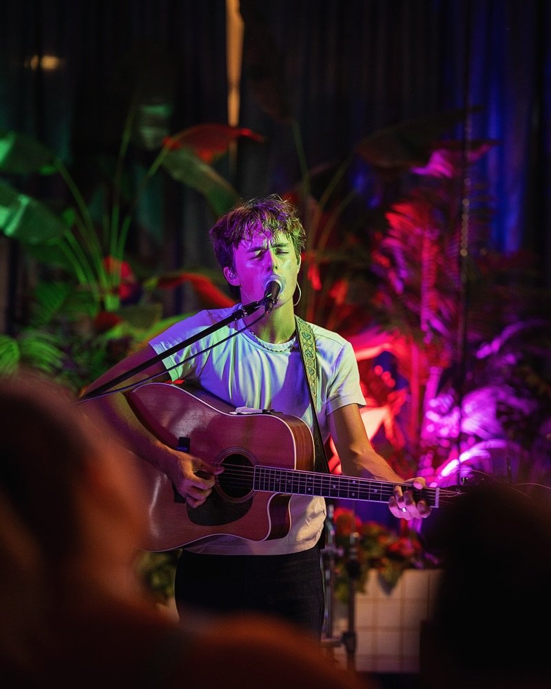 @itsfinojet at @freshwater_brewing last night.

Nothing better than live music close to home. From Taronga Twilight with @xavierruddofficial last weekend to a free Finojet set at Freshie Brewing, hard to beat a weekend like that 👌 This family has so