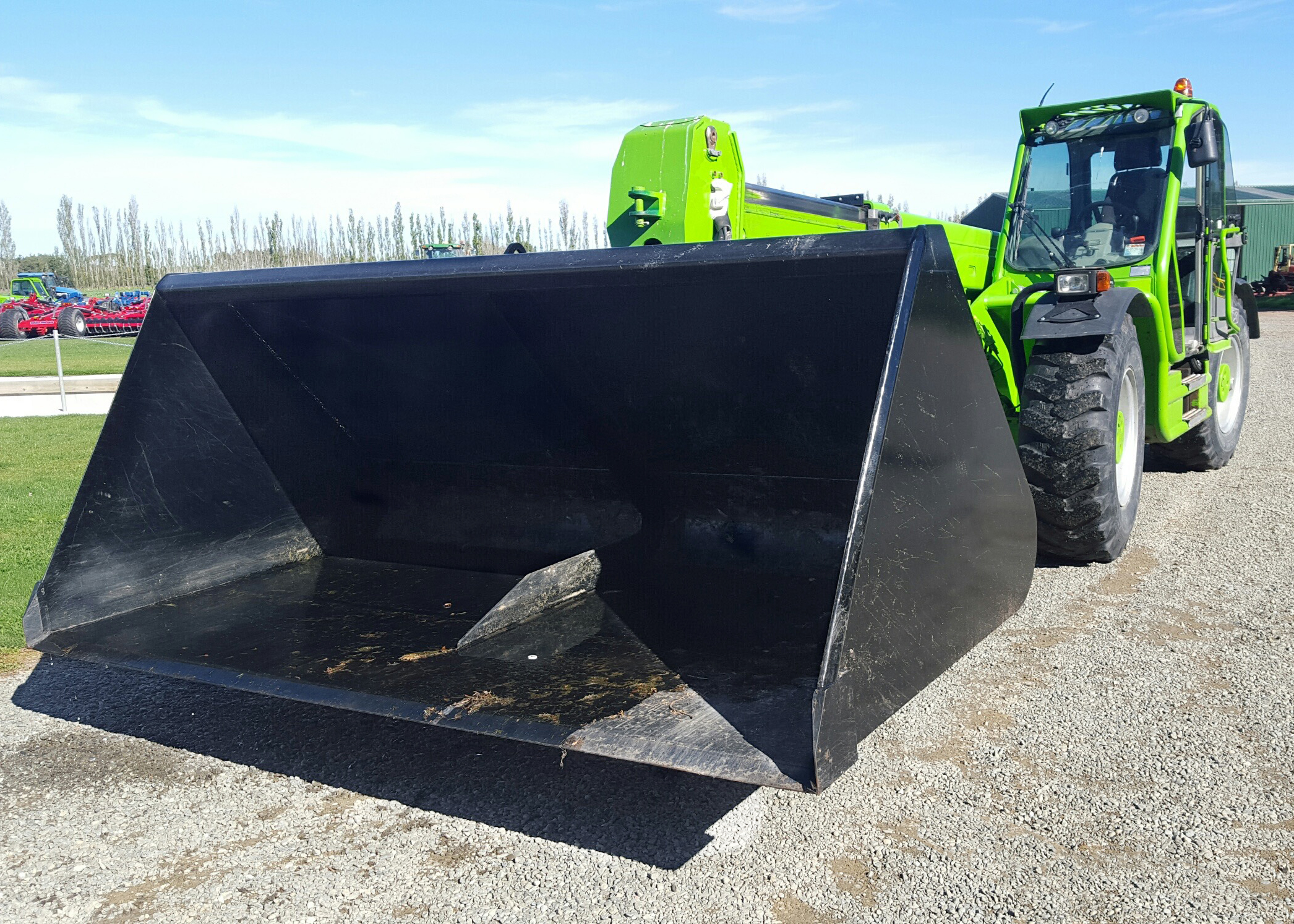 Hardox Telehandler Bucket