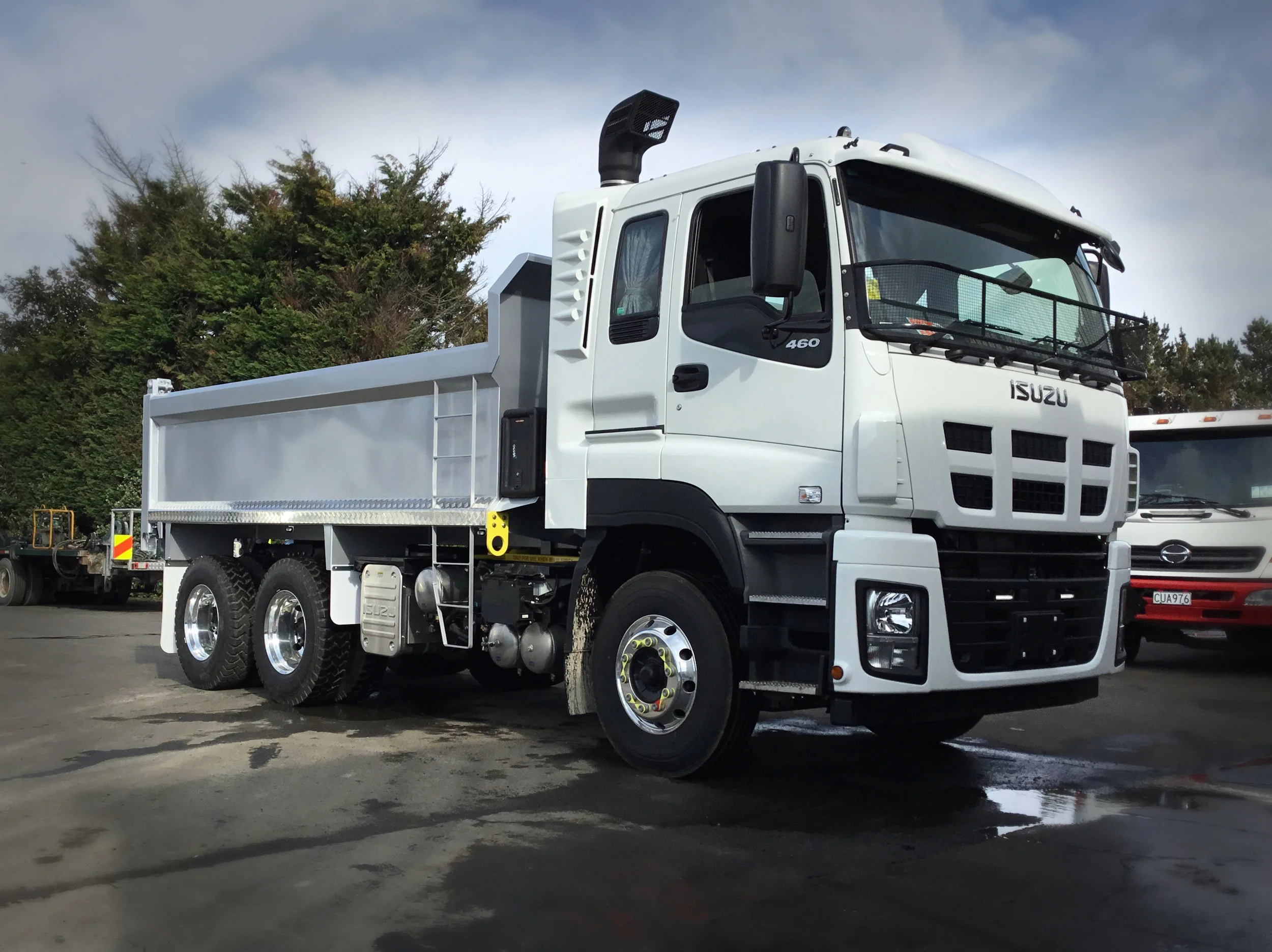 Isuzu setup for TR Group_01.jpg