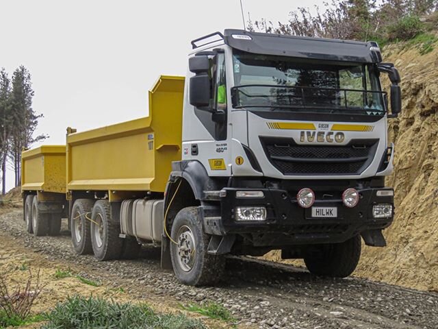 Iveco Trakker 6x6.jpg