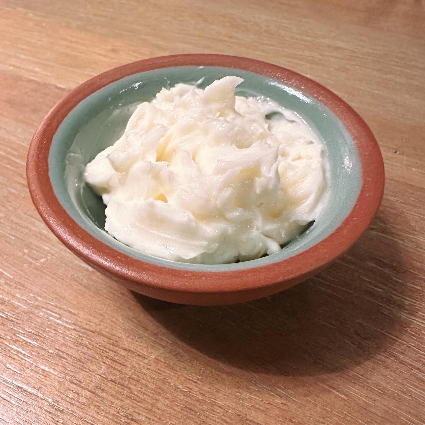 The last little bit from a new batch of Babe and Baby Body Butter is my favorite because it's mine. All mine.

#lusciousskin #smoothlikebutter #bodybutter #whippedbodybutter #botanicalskincare #wildcraftedskincare #calendula #birch #chamomile #rose #