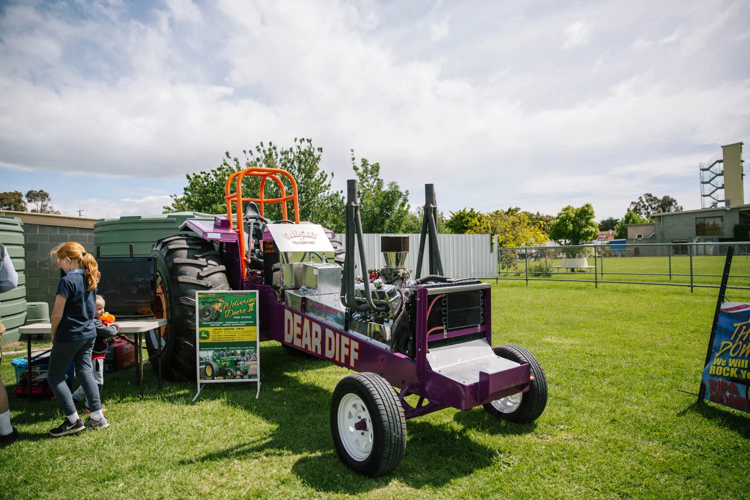 ShowDay_LOW-RES-90.jpg