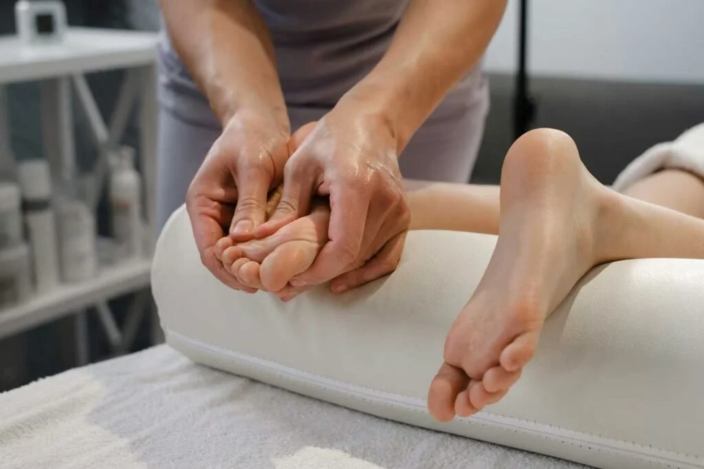 7 Signs Your Feet Need More Attention: How Foot Massage in Winnipeg Can Help With Tension, Stiffness, and Ankle Discomfort