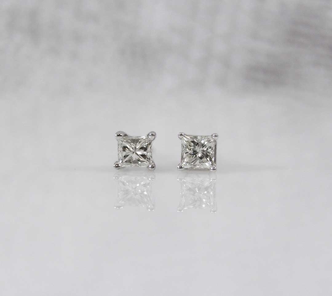 $585 .49 TDW princess cut diamond stud earrings  150-00814.jpg