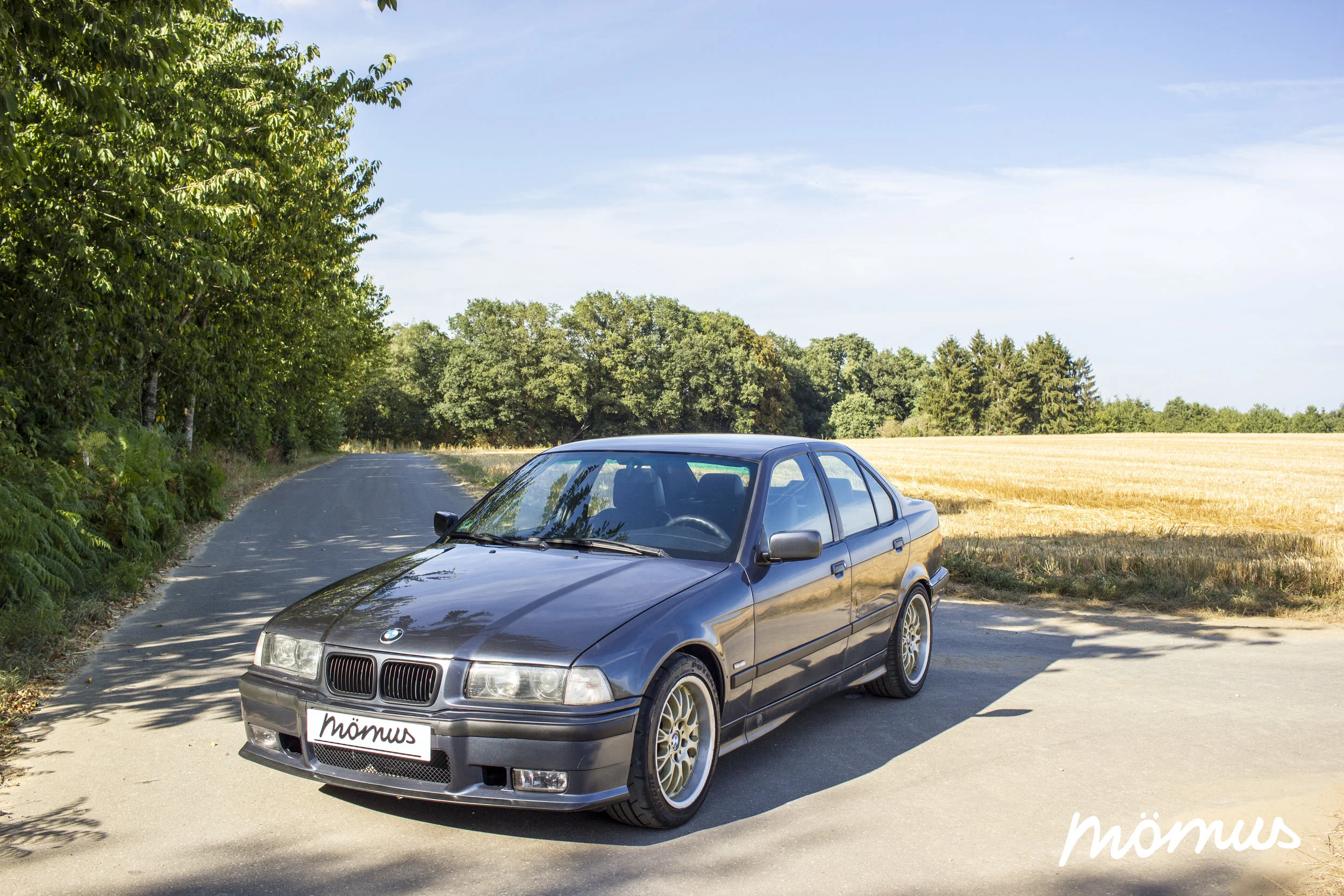 BMW E36 323i Front Left.jpg
