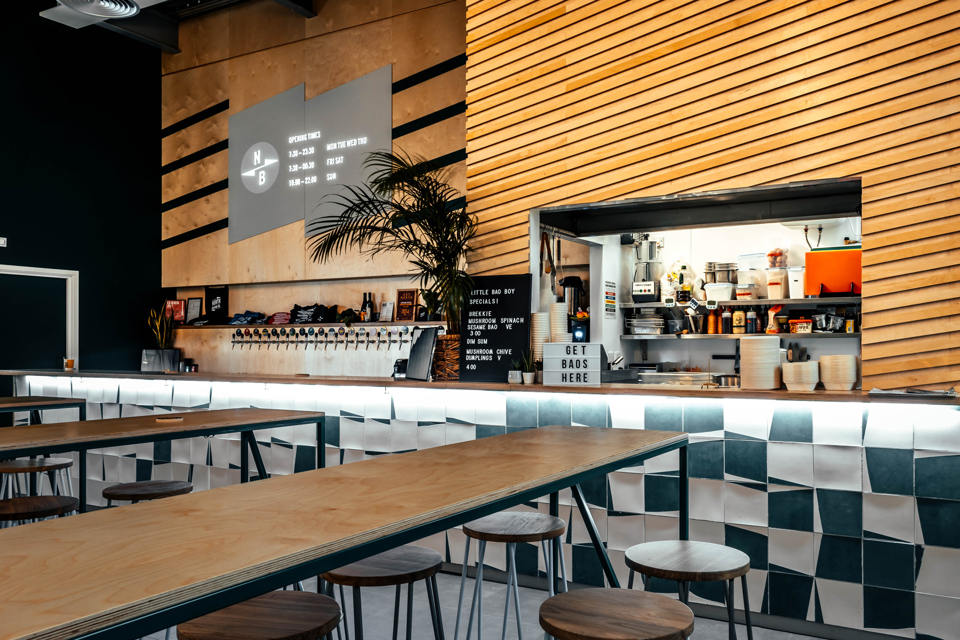 How to Make Your Bar or Restaurant More Instagrammable | Absolute  Commercial Interiors