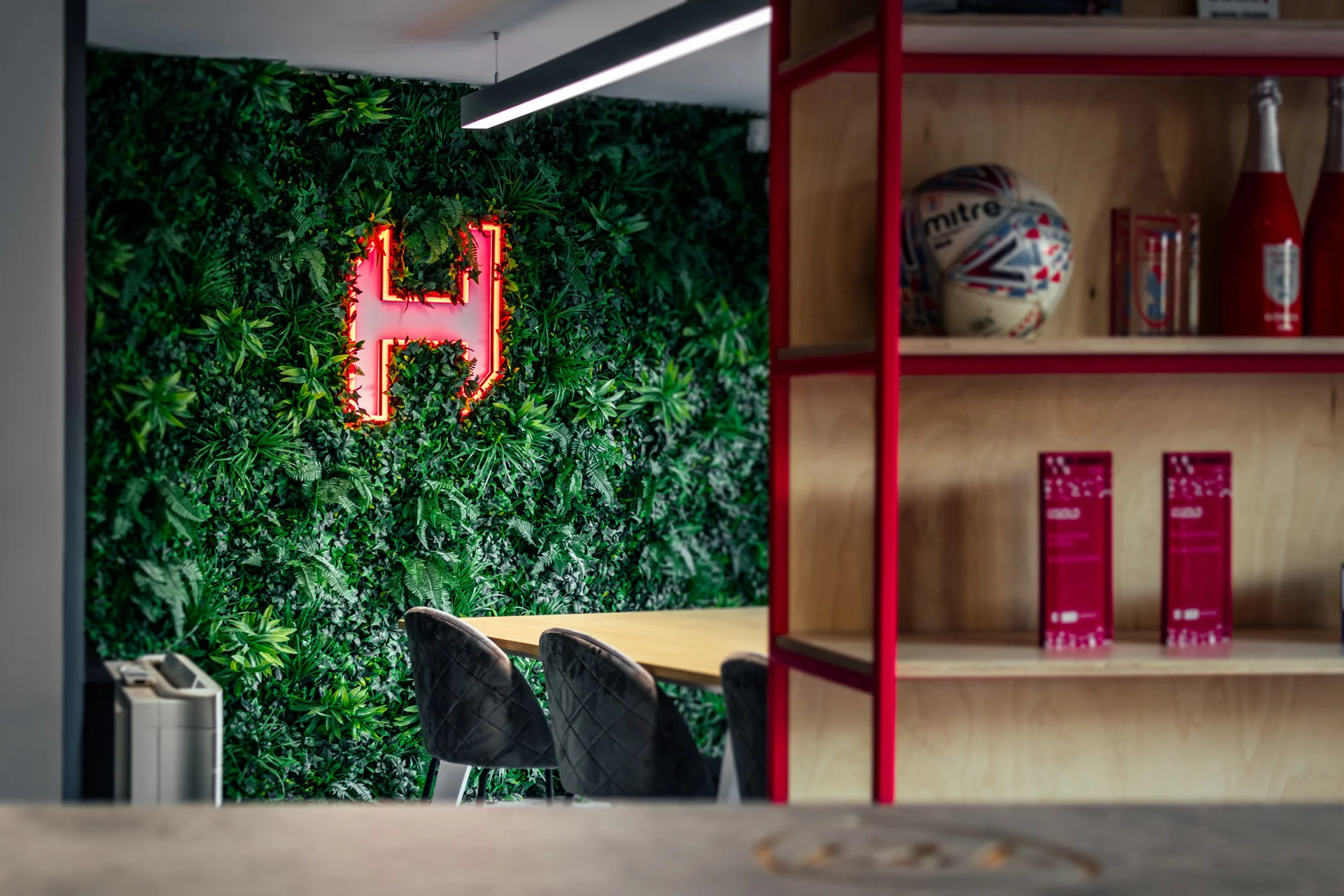 Hatch-2019-12-04-2.jpg