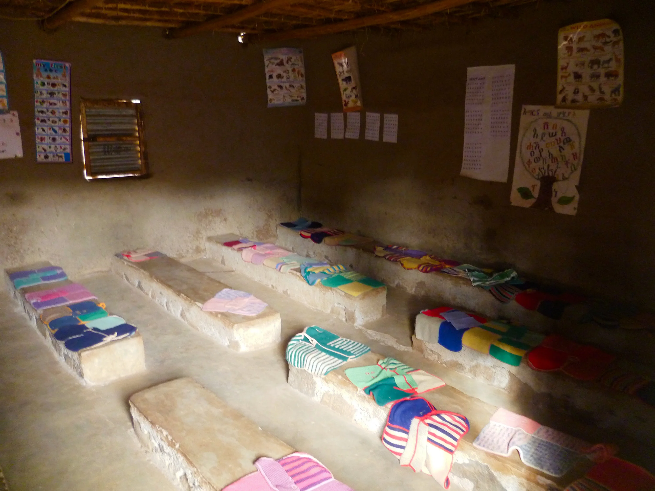 The simple and functional community kindergarten...