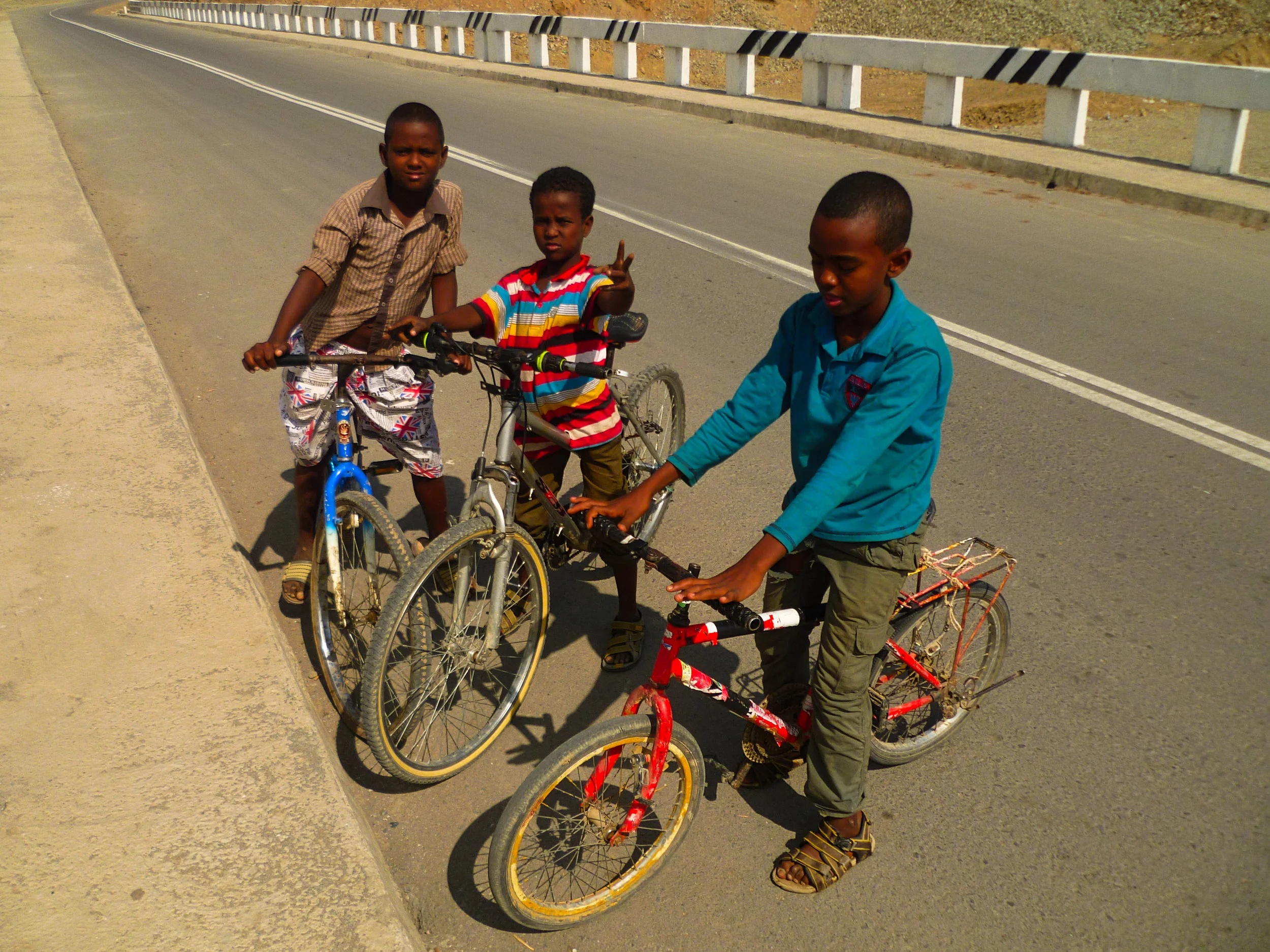A group of likely lads chasing us over the impressive bridge...