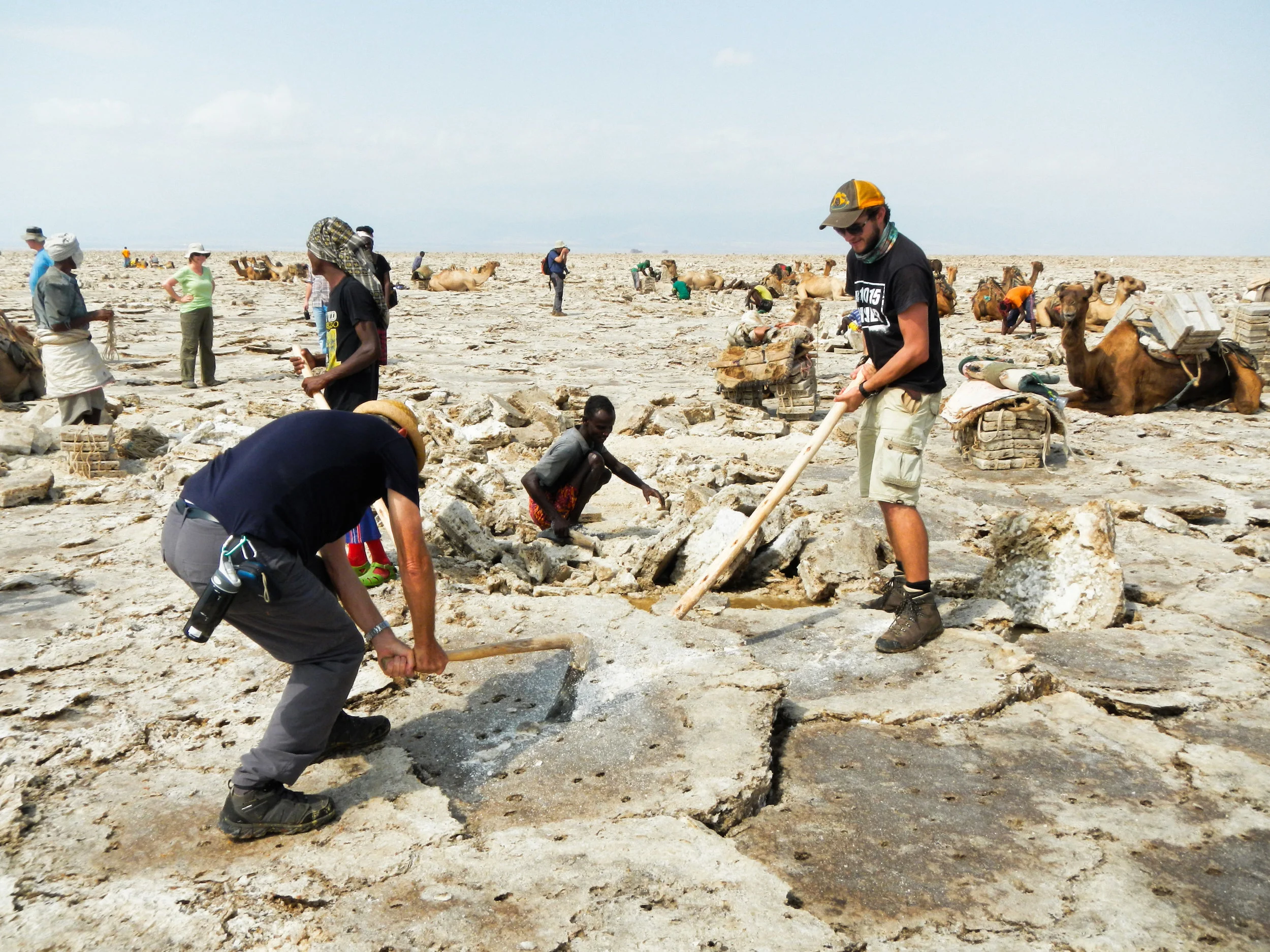 Struggling to match the mining prowess of the Afar teams... (Photo Credit: N.Colwill)