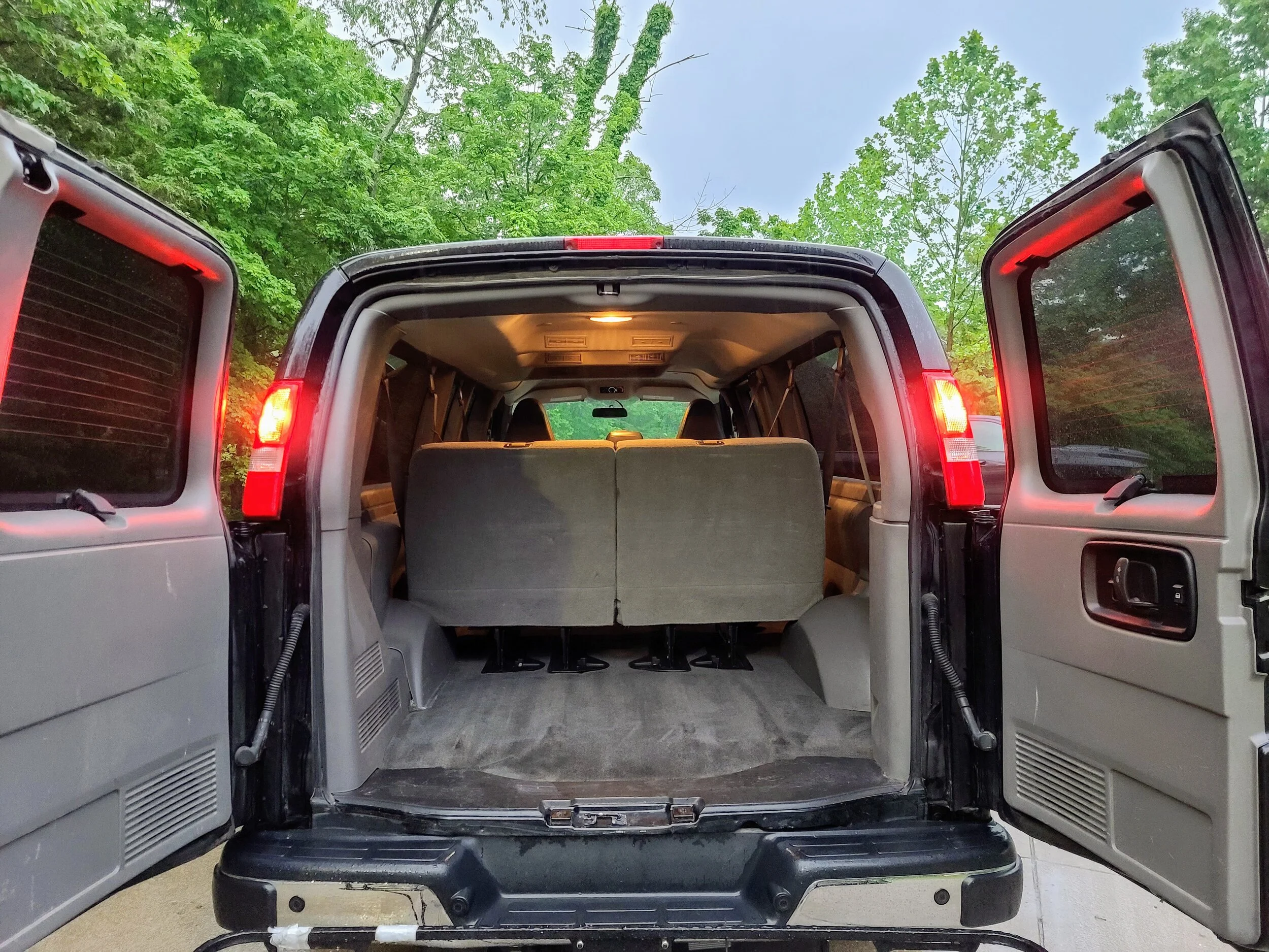 Van Rentals Cincinnati, Murfreesboro, and Brookville, IN — Road Warrior