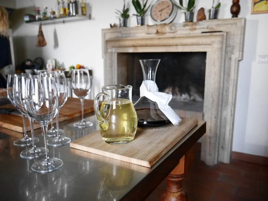 tastetrailsrome.com_gusto_al_borgo_vini.jpg