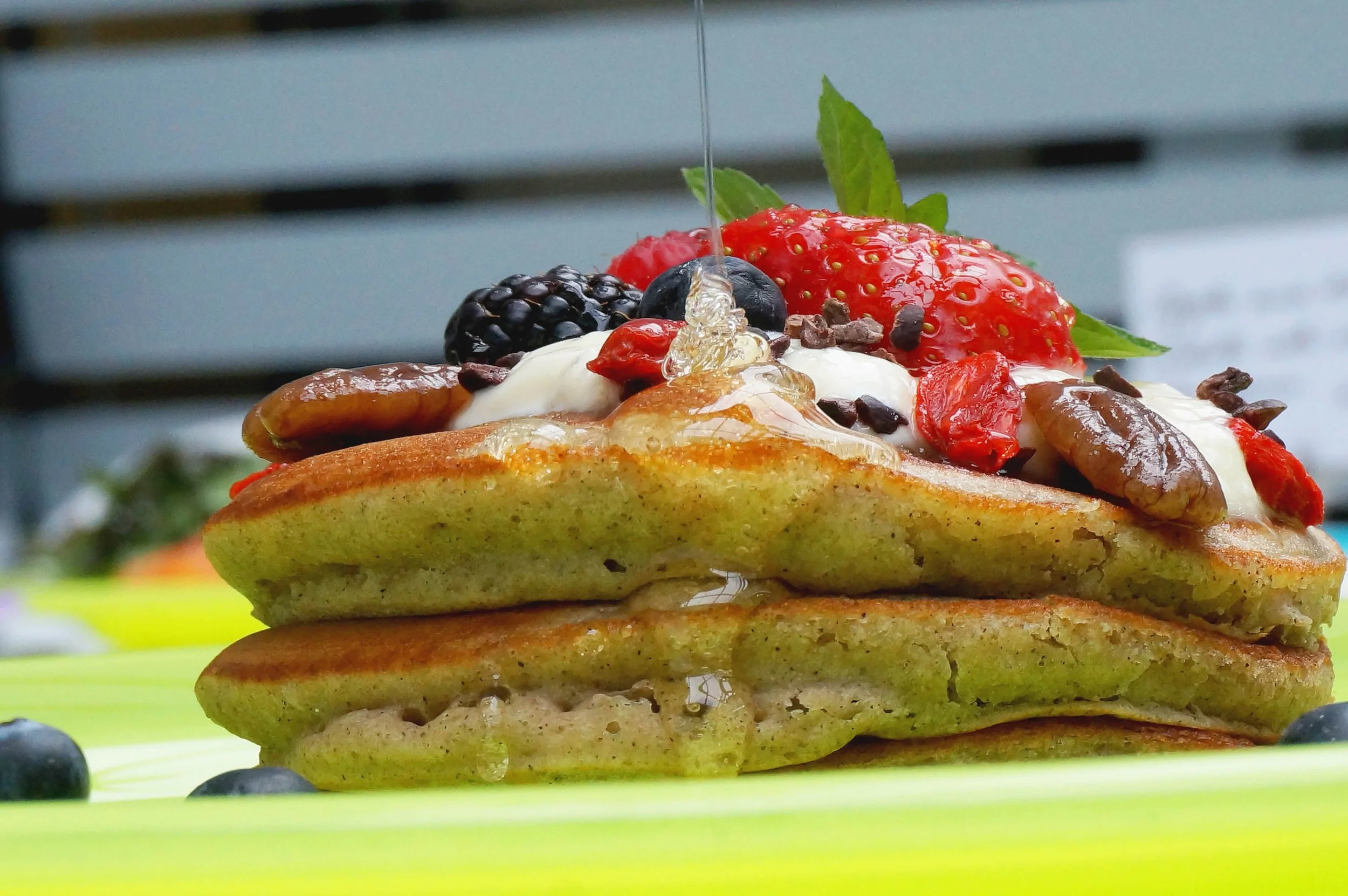 Buckwheat pancake pour 1.jpg