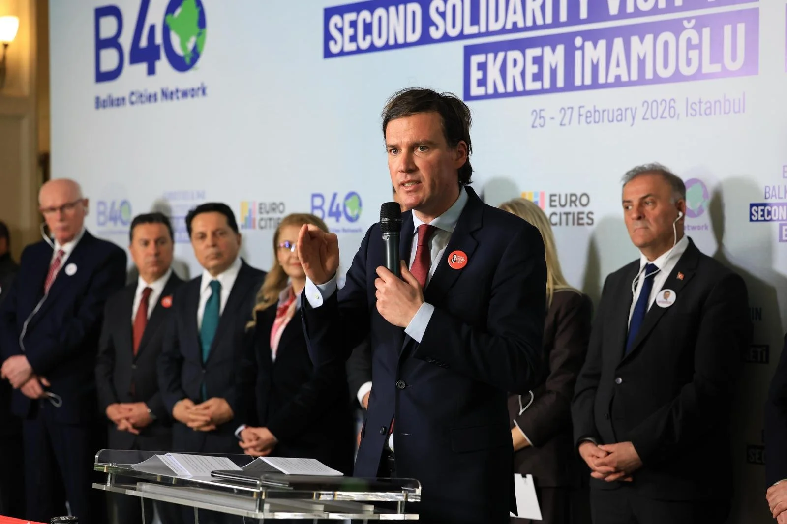 Hoe Turkije steeds meer afglijdt naar een autocratie – Mathias De Clercq