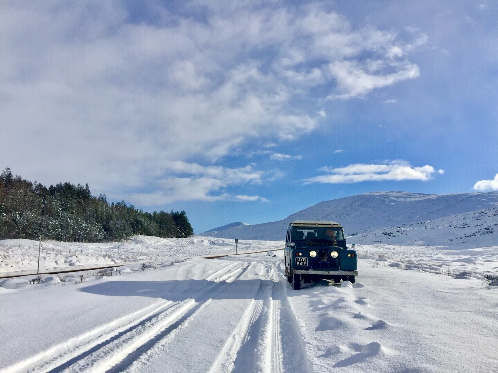 Snow in January, Just a routine run for our Land Rover Series 2a (1968)